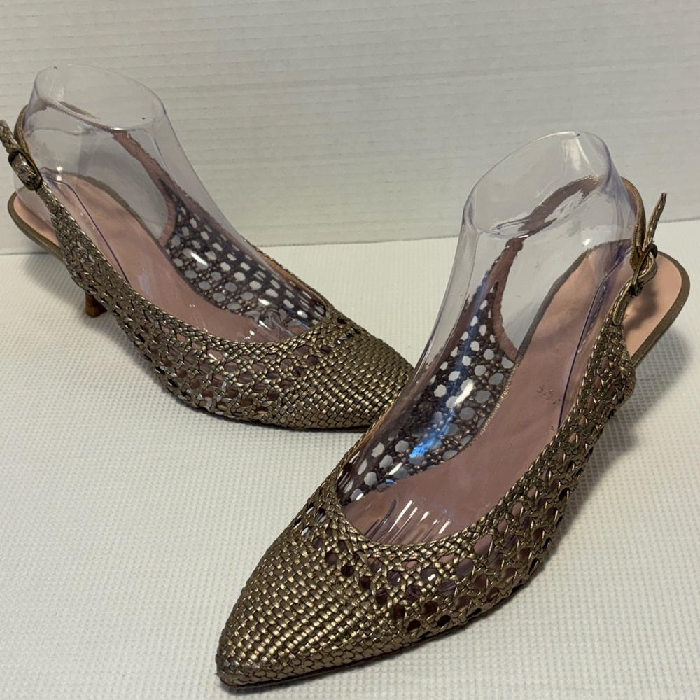 Stuart Weitzman Gold Metallic Woven Slingback Kitten Heels